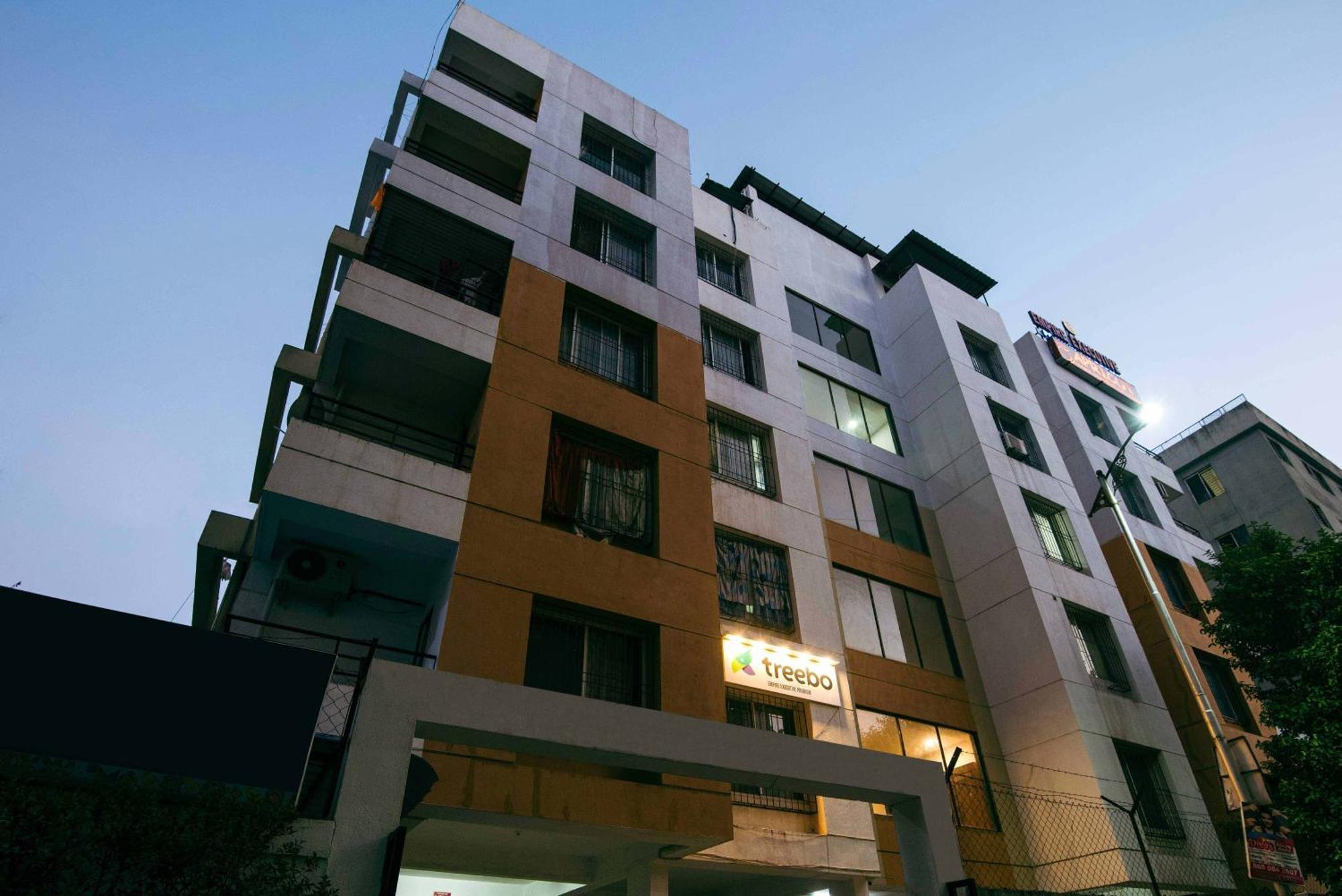 فندق Treebo Empire Executive Premium, Hinjewadi هنجاودي المظهر الخارجي الصورة