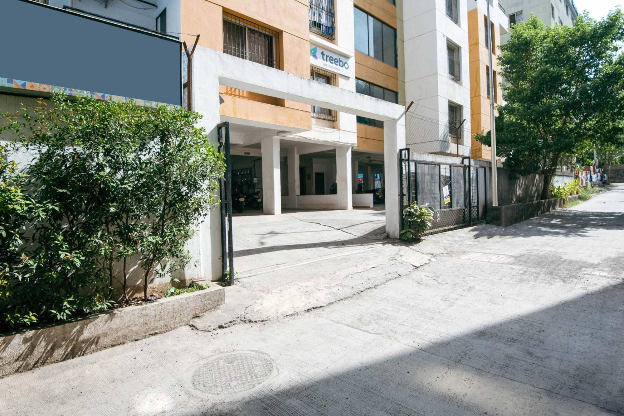 فندق Treebo Empire Executive Premium, Hinjewadi هنجاودي المظهر الخارجي الصورة